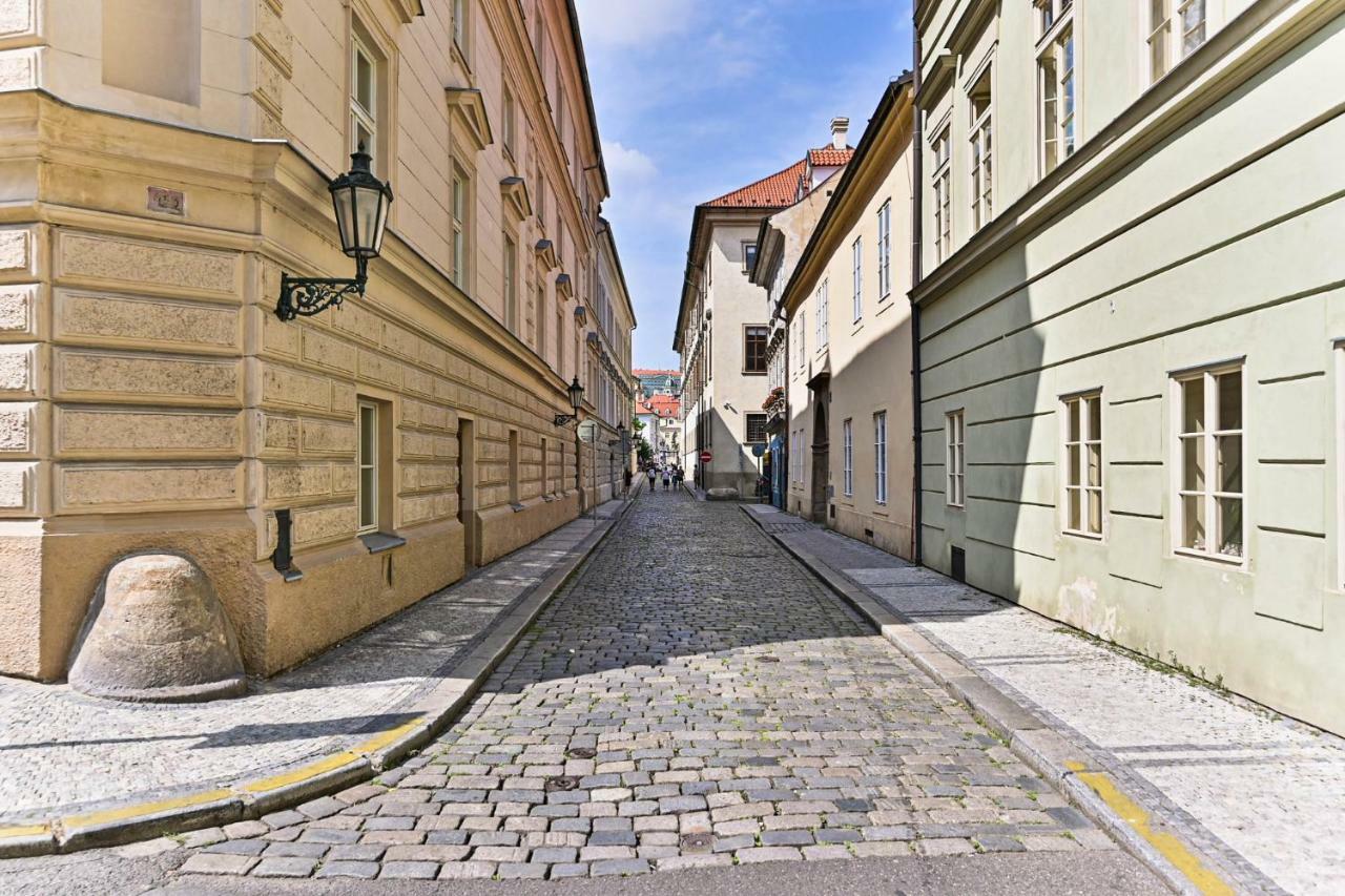 Apartment Nebovidy I - Historic Centre - Terrace - Air Conditioning Praga Esterno foto